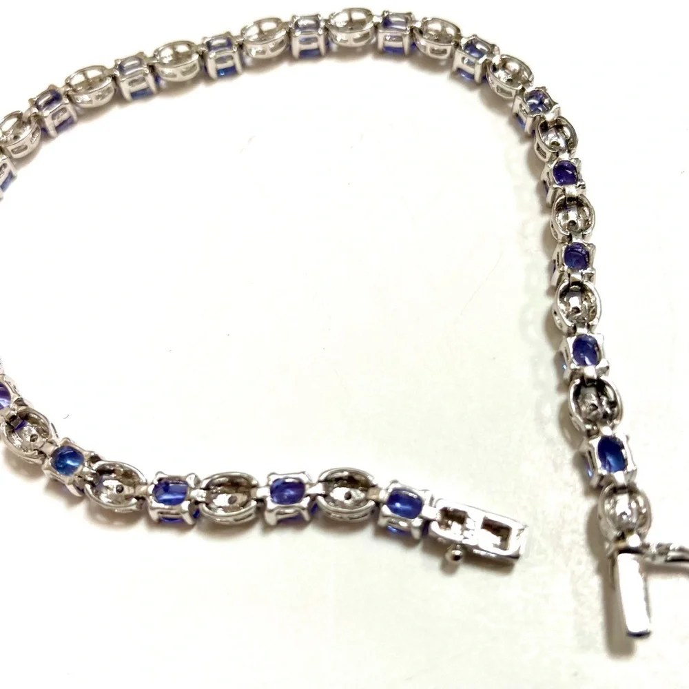 Elegant 14k White Gold Tanzanite & Diamond 7” Tennis Bracelet - Like NEW - Picture 3 of 6